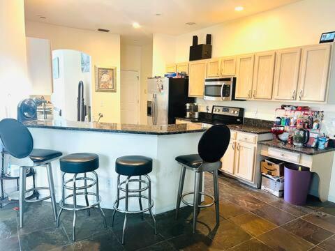 Room In Citrus Park And Carollwood, Close To The Airport & Downtown Tampa Ngoại thất bức ảnh